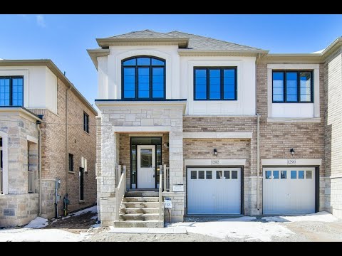 1292 Clarriage Court Milton