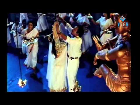 Veera Movie Songs : Malaikkoil Vaasilil Song