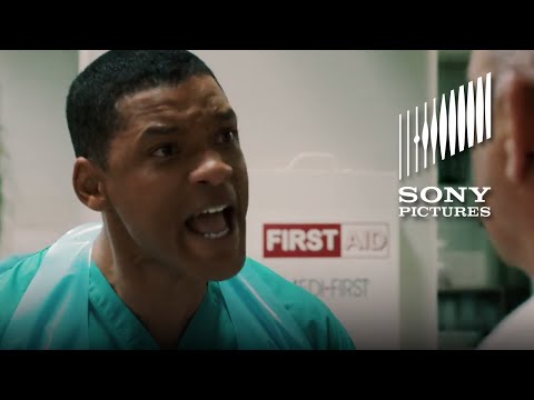 Concussion (2015) (TV Spot 'See Golden Globe Nominee')