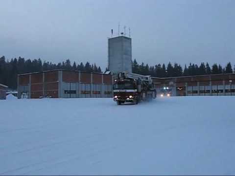 K161 (aerial platform ladder) and K121 (fire engine) from Kuopio, Finland  23.2.2009