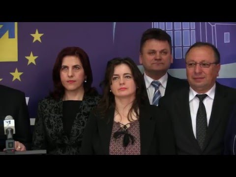 Primarul Dragoș Chitic si echipa de consilieri locali