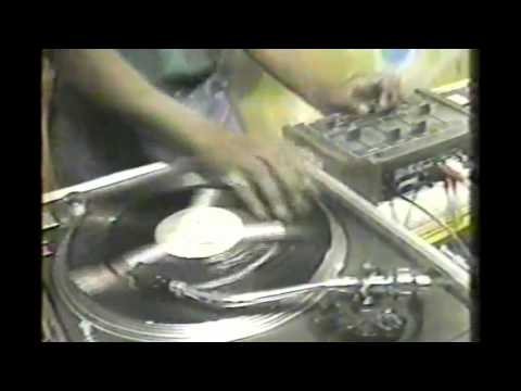 GRANDMASTER DUDA (CHIC SHOW) - Scratch Beat