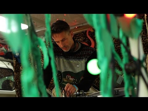 SOFA SOUNDS x LE CAMION BAZAR - ROMAIN PLAY