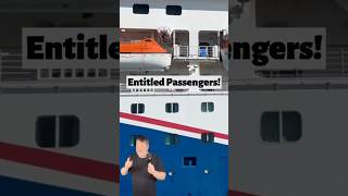 Chaos in the cruise ship Buffet!