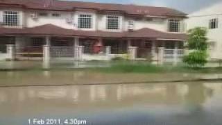 preview picture of video 'Flood at Melaka, Malaysia,  Taman Merdeka.'