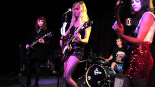 The Flytraps- Get Outta Town