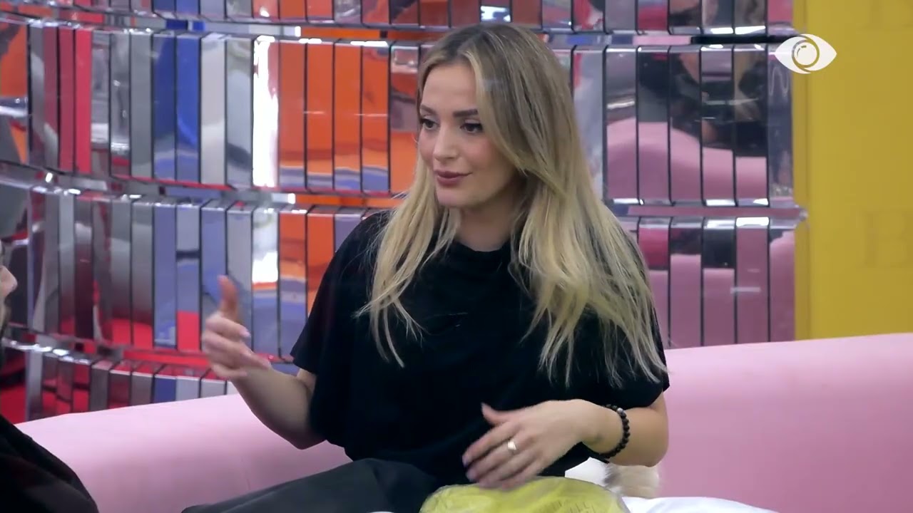 “Ka ardhur me shpatë në dorë”/ Selin diskuton me Kristin për Lornen: Nuk është koherente