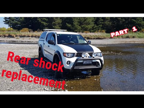 Rear shock Replacement : Mitsubishi Triton