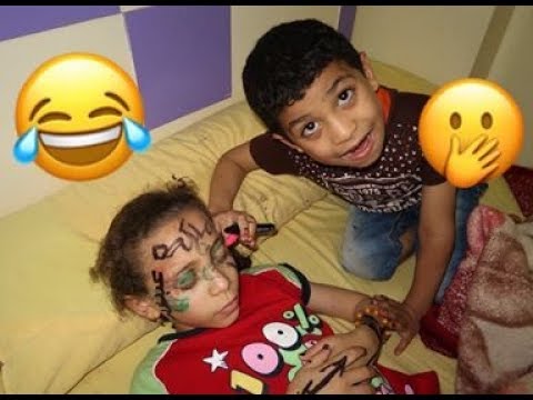 مقلب الالوان فى وش ملكه وهيا نايمة شوفو رد فعلها Prank