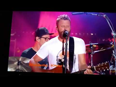 Dwight and Dierks "Fast as You"