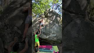 Video thumbnail of Scarlatine, 6b. Fontainebleau