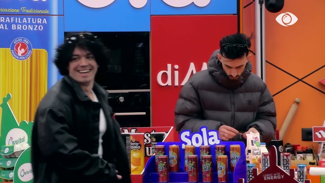 Vjen një vajzë shpreh pëlqim për dikë dhe…/ Mal-Kristit për Krusitën: Hapi sytë