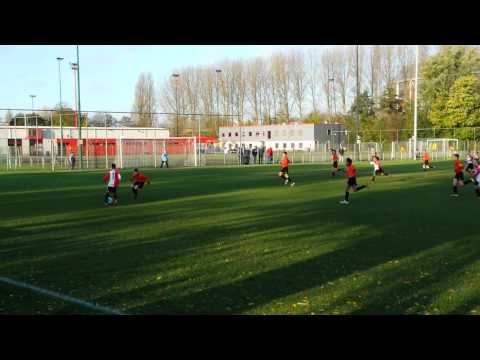 Feyenoord AV D2 - Smitshoek D1 08-11-2014 (1)