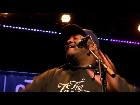 The Lee Boys - Testify (eTown webisode #1162)