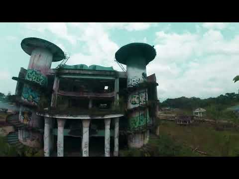 Exploración en la antigua universidad ESPEA, TENA-NAPO