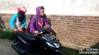 Download lagu Komplikasi viva video lucu banget mp3