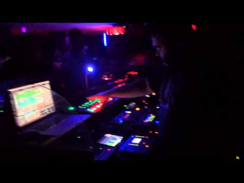 Sierra Sam (Souvenir, Berlin) Live @ Boom Boom Room