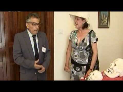 L-espert ta' l-Istorja (Sketch minn BBQ)