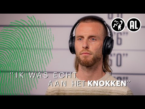 Probeer niet te lachen Mol! | Wie is de Mol? seizoen 25 jaar