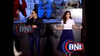 Mika Singh Singing his new song Gabru Ready To Mingle Hai of Happy bhag jayegi with  Neeti Mohan
