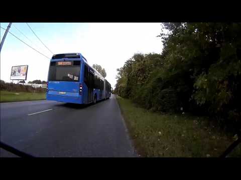 A szépen előző buszos és a tahó