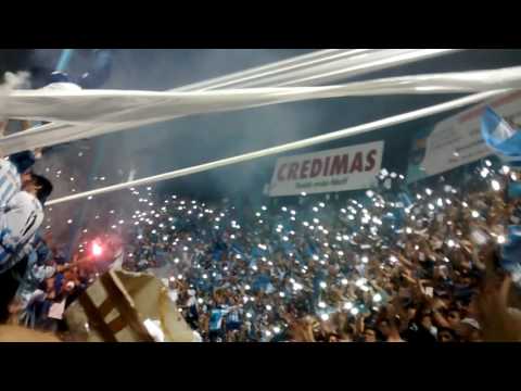 "Recibimiento de Atlético Tucumán! Fecha 7 torneo 2016/17" Barra: La Inimitable • Club: Atlético Tucumán