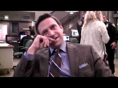 Raul Esparza's Fan Q&A - Law & Order SVU