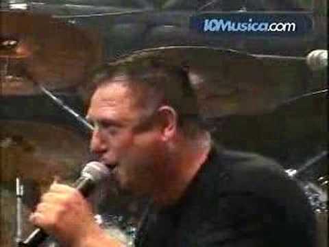 Almafuerte -Pepsi Music 2005- You are their security