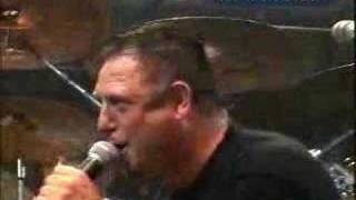 Almafuerte -Pepsi Music 2005- Tu eres su seguridad