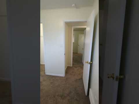 2 Bedrooms, 1 bathroom Apartment property video