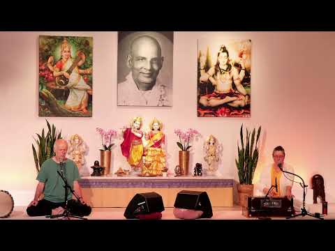 Satsang - Kirtan, Mantra und Arati mit Katyayani- Yoga Vidya Ashram Live, 07.06.2022, 07:00 Uhr