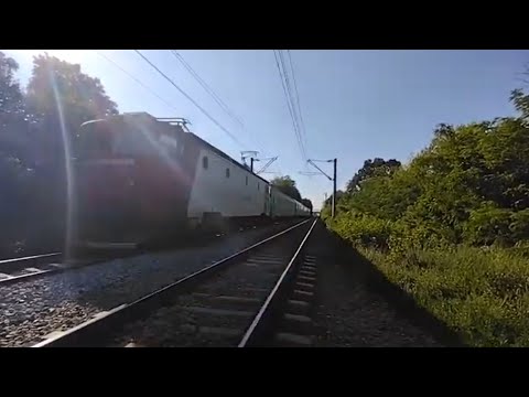 Trenul Ir 1656 cu  ea 929 depoul Suceava Nord (16.06.2022)