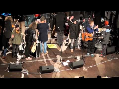 "Weida Miteinand" - Chor zum Abschluss der @ Anti-Bagida Demo 12.01.2015