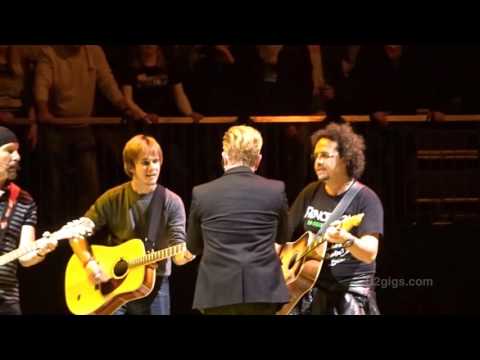 U2 London Angel Of Harlem 2015-10-26 - U2gigs.com