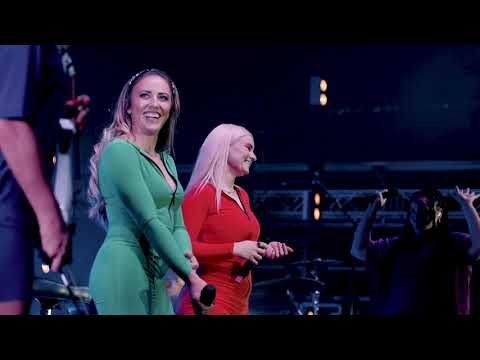 Clean Bandit na oslavě uvedení Westfield Chodov