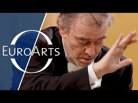 Prokofiev – Symphony No. 7 Opus 131 (Mariinsky Theatre Orchestra, Valery Gergiev)