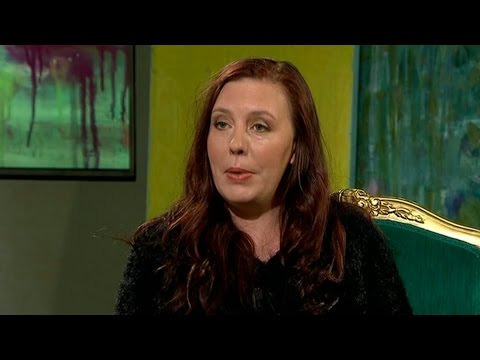 Vad händer när kulturtanten knarkar, knullar och slåss? - Malou Efter tio (TV4)