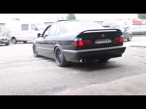 BMW E34 540i