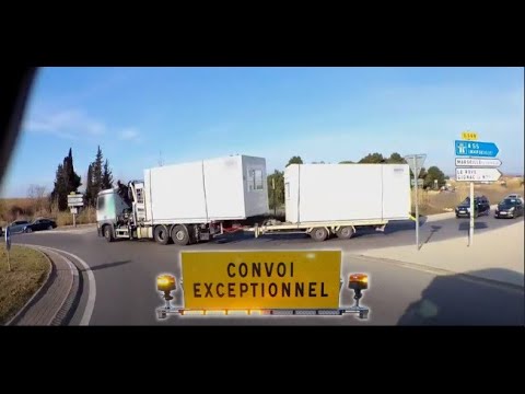 UN CONVOI EXCEPTIONNEL ME COUPE LA ROUTE !