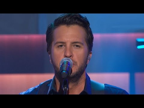 EXCLUSIVE: All the Behind-the-Scenes Fun You Didn't See at the ACM Honors