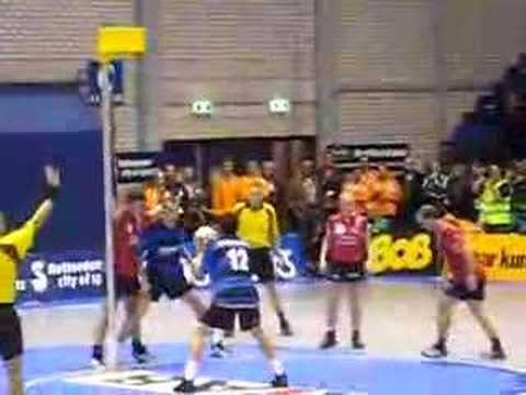 Vrije bal Nic. Alfa College - Dos '46 tijdens Challenge 2007