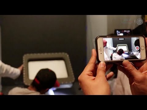 ¿Cómo se trata a los documentos históricos en las exposiciones?