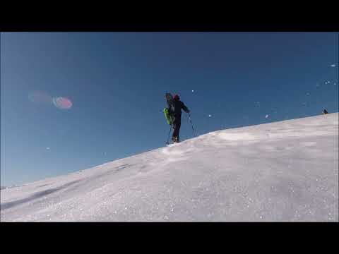 Ultralight carbon snowshoes high mountain Dolomites - Ciaspole in carbonio ultraleggere Dolomiti