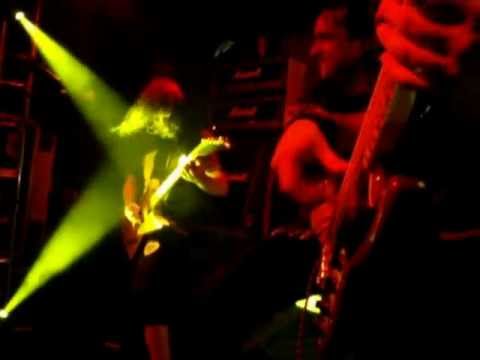 House Of Bones (+ Aquiles Priester) - Trust (Megadeth)