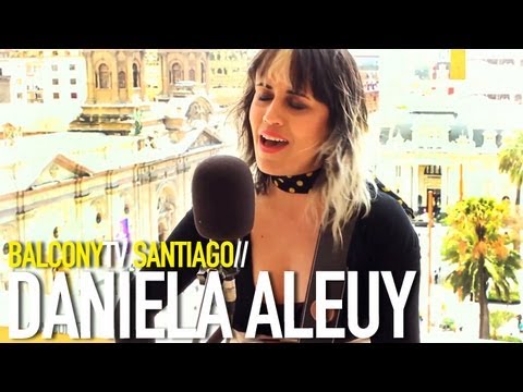 DANIELA ALEUY - CAFÉ POR LA MAÑANA (BalconyTV)