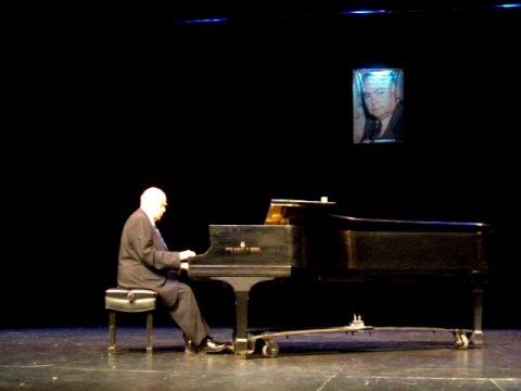 Azerbaijani Pianist Chingiz Sadykhov Performs in Toronto