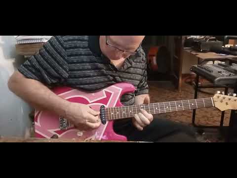 Six Flags Superman/woman Stratocaster Copy (2000s, Pink Relic) image 15