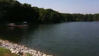 preview picture of video 'Cooper County Missouri 22 Acre Lake 115 Acres'
