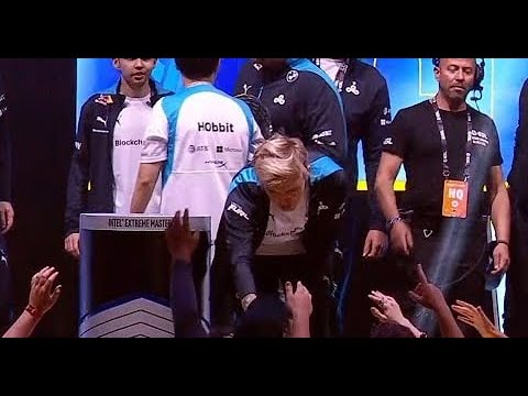 beautiful act from nafany after the victory