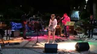 preview picture of video '10 Pollici live - Medley Battisti 26 04 2014 - Villa Comunale Ribera'